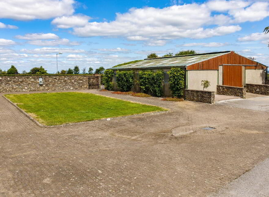 Stone Hill Stud Farm, Ballinvarosig, Carrigaline, P43CP63
