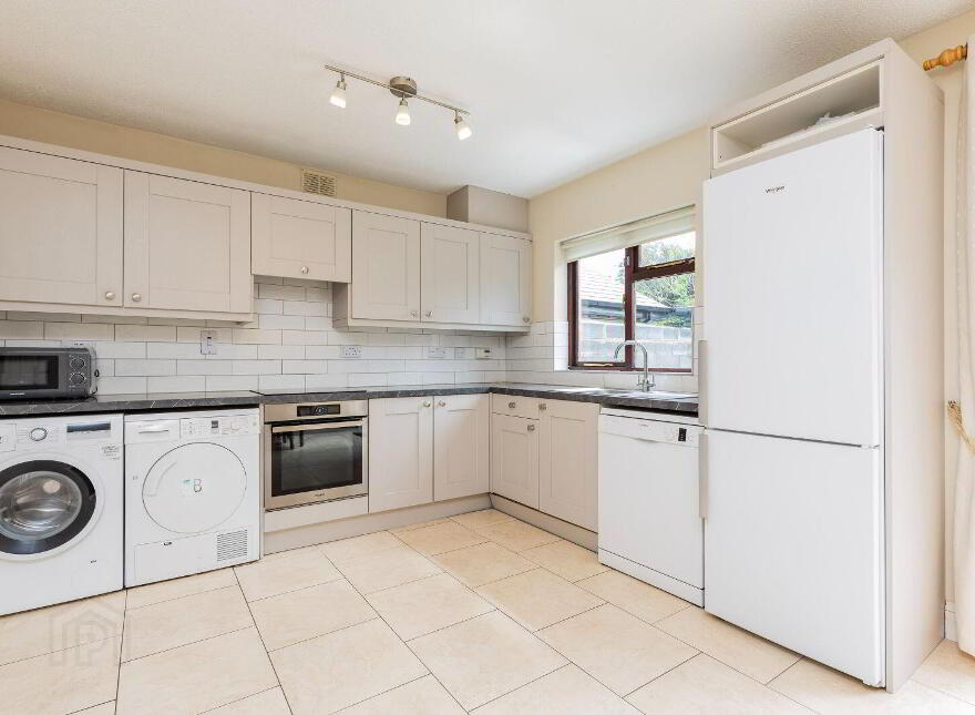 56 College Park Way, Ballinteer, D16N2P9