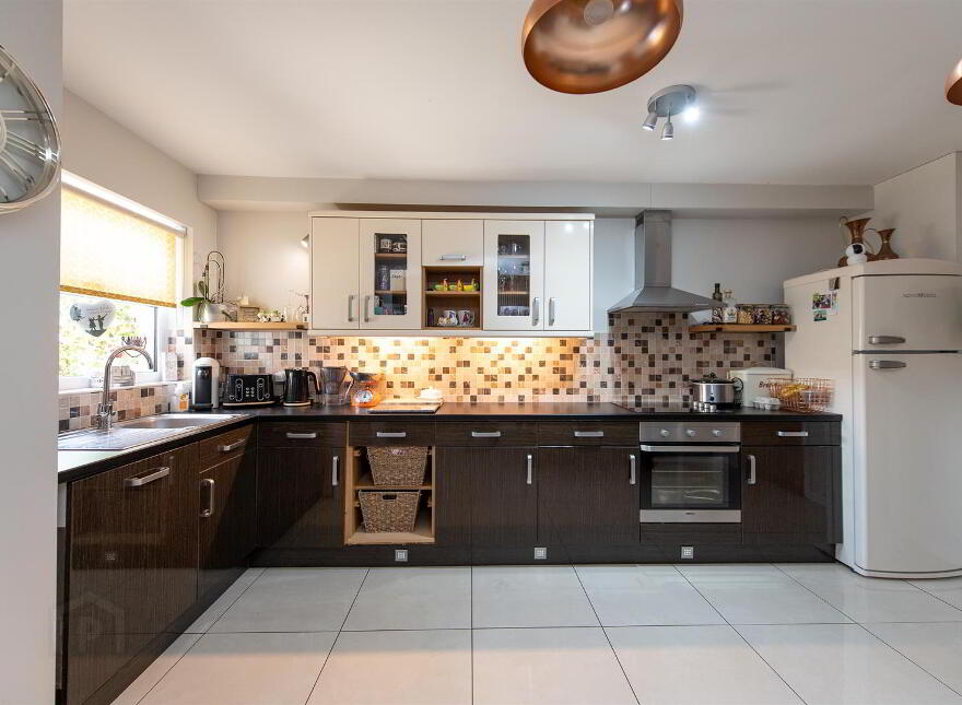 6 Manse Walk, Main Street, Seaforde, BT30 8TN