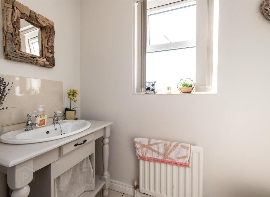 6 Manse Walk, Main Street, Seaforde, BT30 8TN