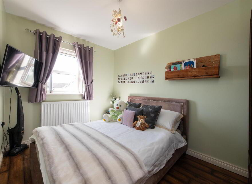 6 Manse Walk, Main Street, Seaforde, BT30 8TN