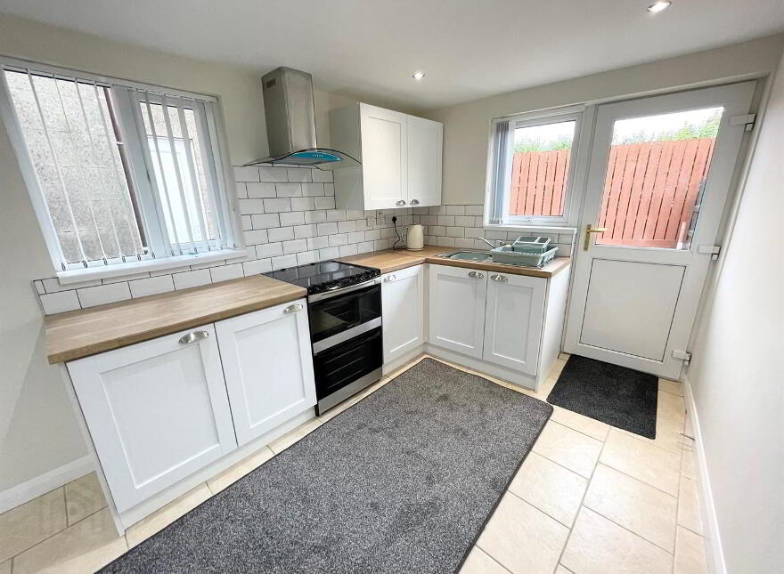 5 High Street, Ballyhalbert, BT22 1BL