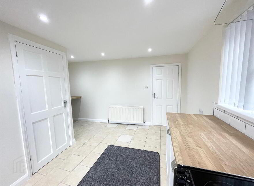 5 High Street, Ballyhalbert, BT22 1BL