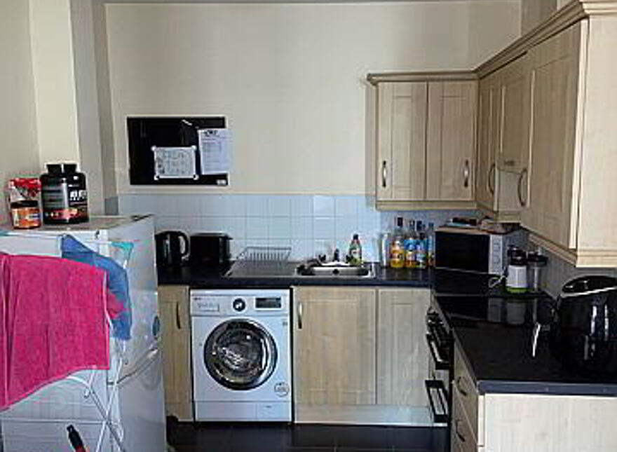 14 Fitzroy Avenue, Belfast, BT7 1HW