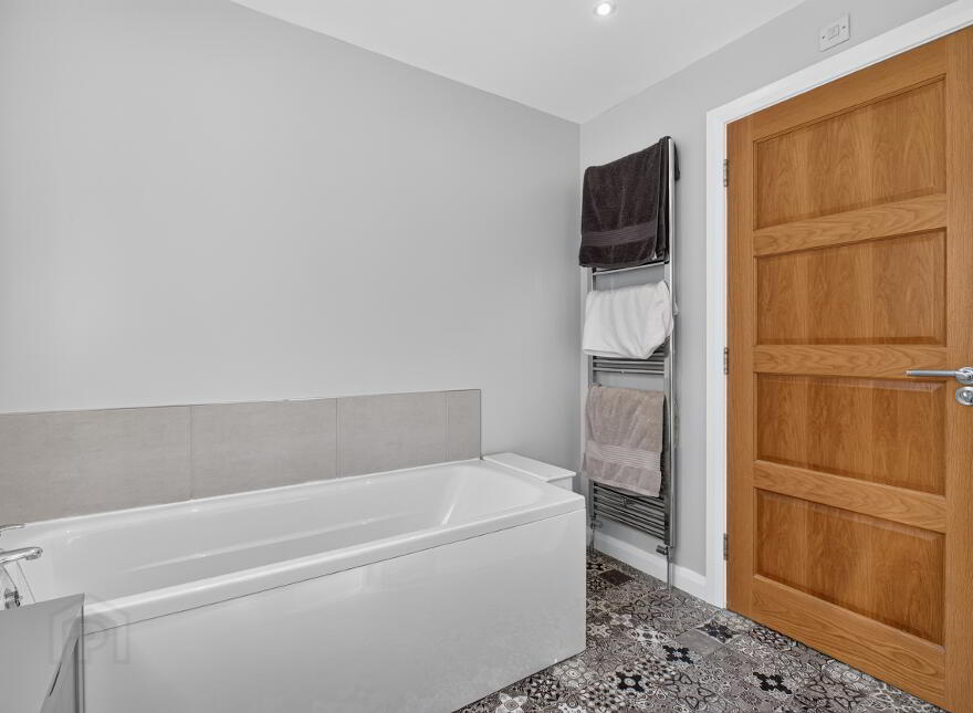 73 Sandhurst Manor, Ballymena, BT42 1FG