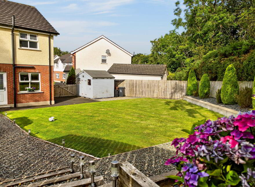 73 Sandhurst Manor, Ballymena, BT42 1FG