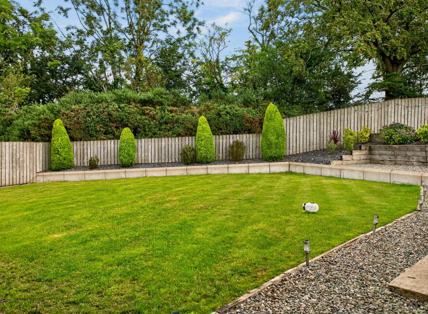 73 Sandhurst Manor, Ballymena, BT42 1FG
