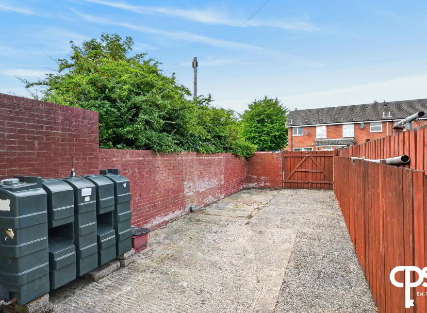 2 Chamberlain Street, Belfast, BT5 4JE