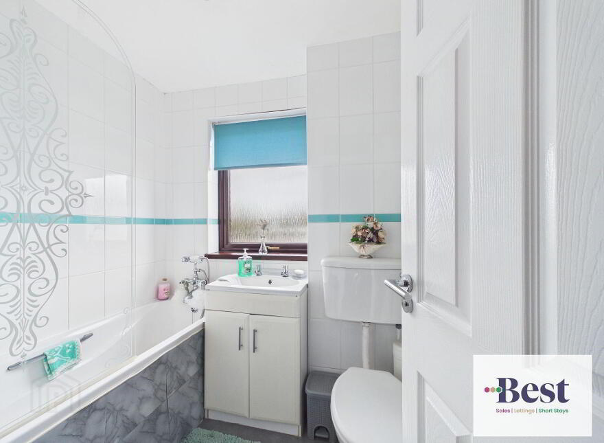 6 Garron Walk, Larne, BT40 2AU