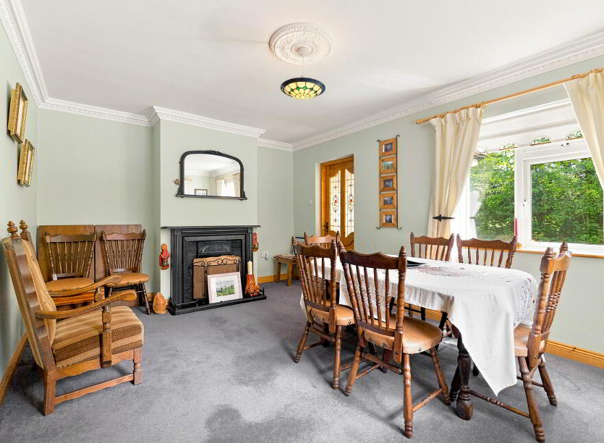 An Dair Bheag, Russelstown, Palatine, R93HX76