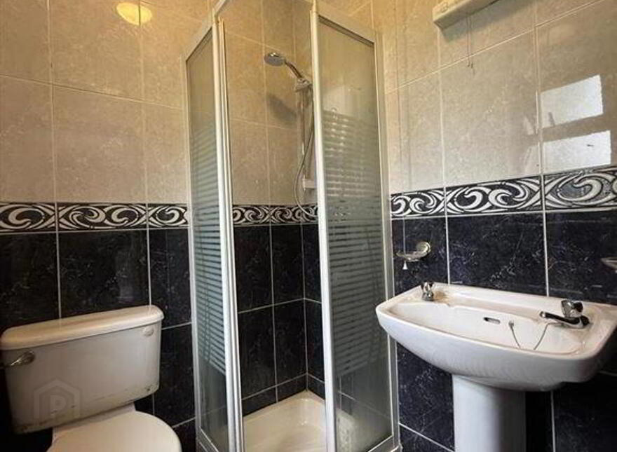 Convent Road, Ballaghaderreen, F45DK19