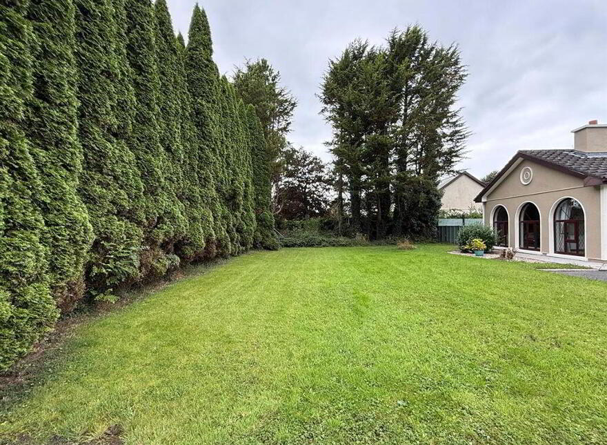 Convent Road, Ballaghaderreen, F45DK19