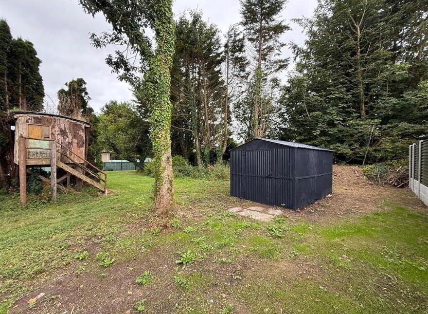 Convent Road, Ballaghaderreen, F45DK19