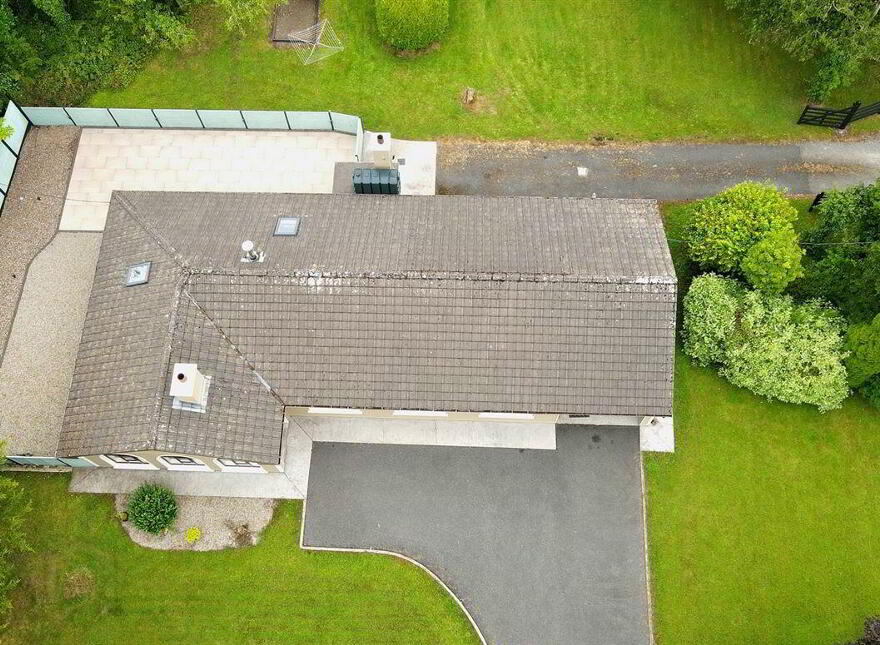Convent Road, Ballaghaderreen, F45DK19
