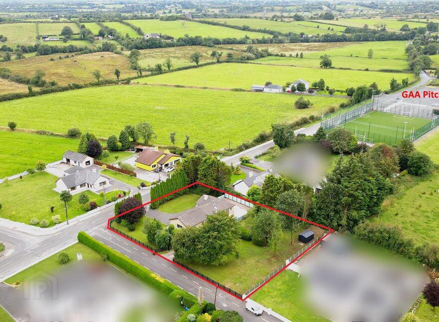 Convent Road, Ballaghaderreen, F45DK19