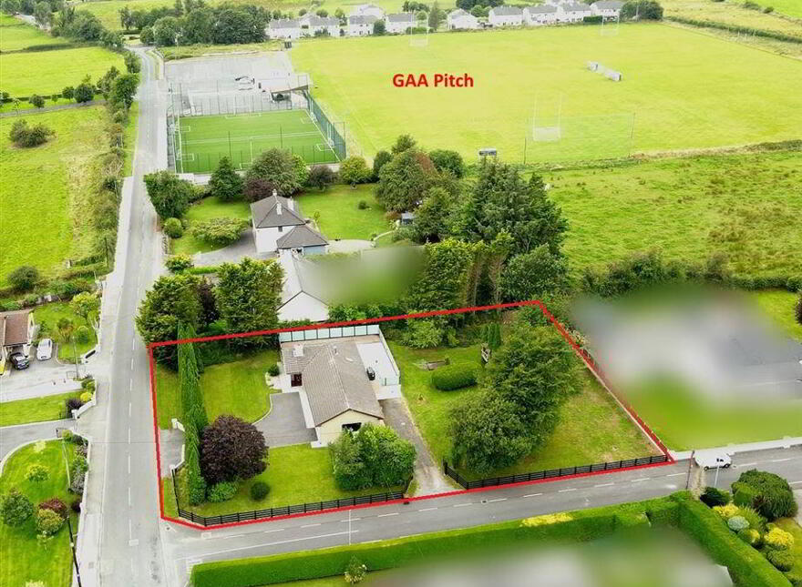 Convent Road, Ballaghaderreen, F45DK19