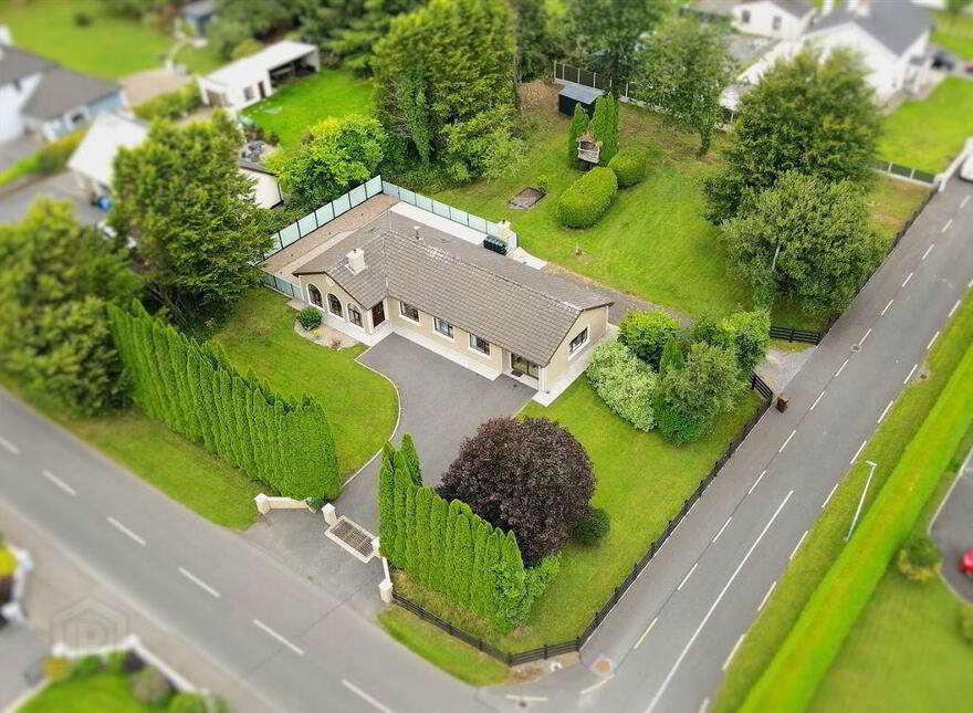 Convent Road, Ballaghaderreen, F45DK19