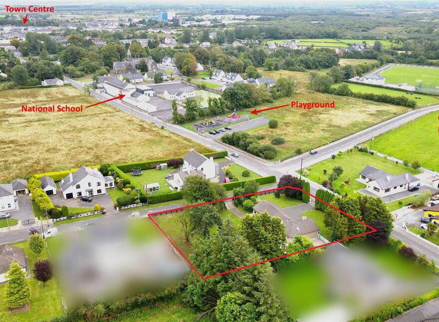 Convent Road, Ballaghaderreen, F45DK19
