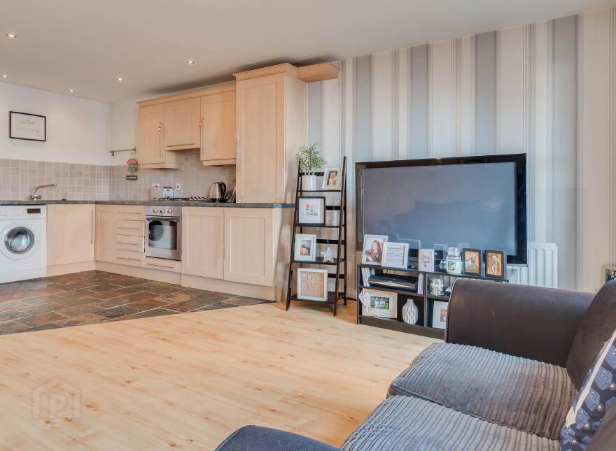 1b Tower Road, Newtownards, BT23 7PN