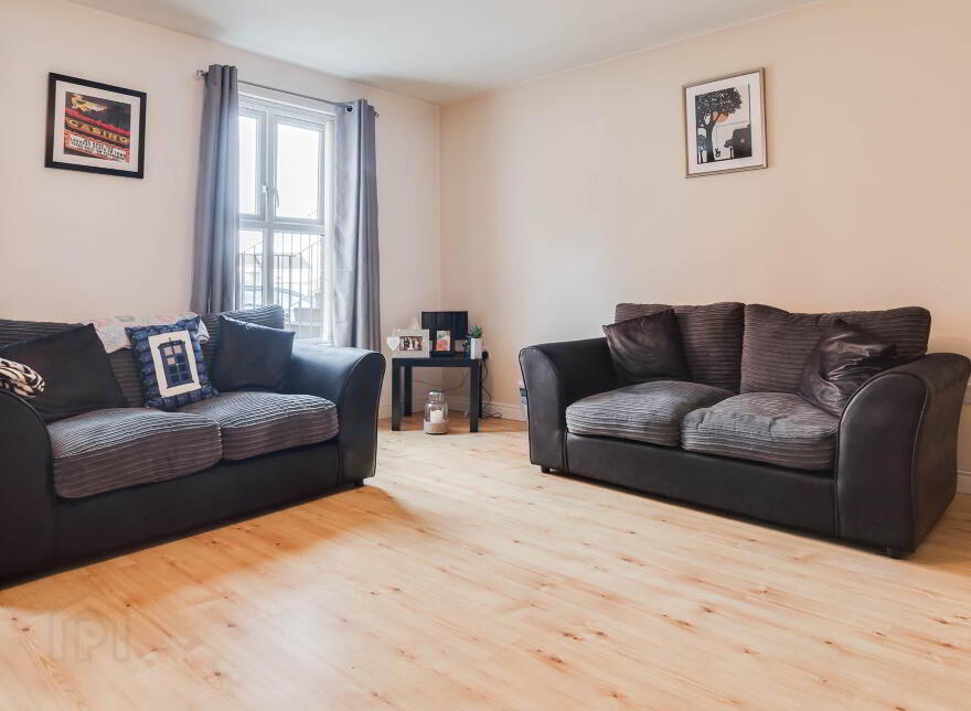 1b Tower Road, Newtownards, BT23 7PN