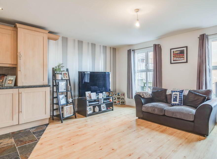 1b Tower Road, Newtownards, BT23 7PN
