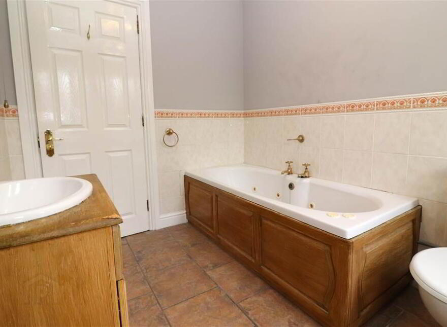 5 Glenmore Place, Lambeg Road, Lisburn, BT27 4QT