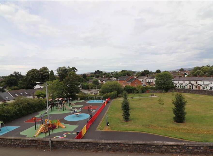 5 Glenmore Place, Lambeg Road, Lisburn, BT27 4QT