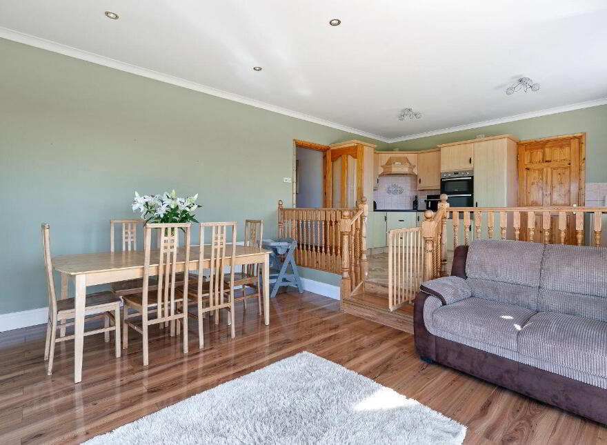 Springfield, Ballyfeard, Tracton, P17P229