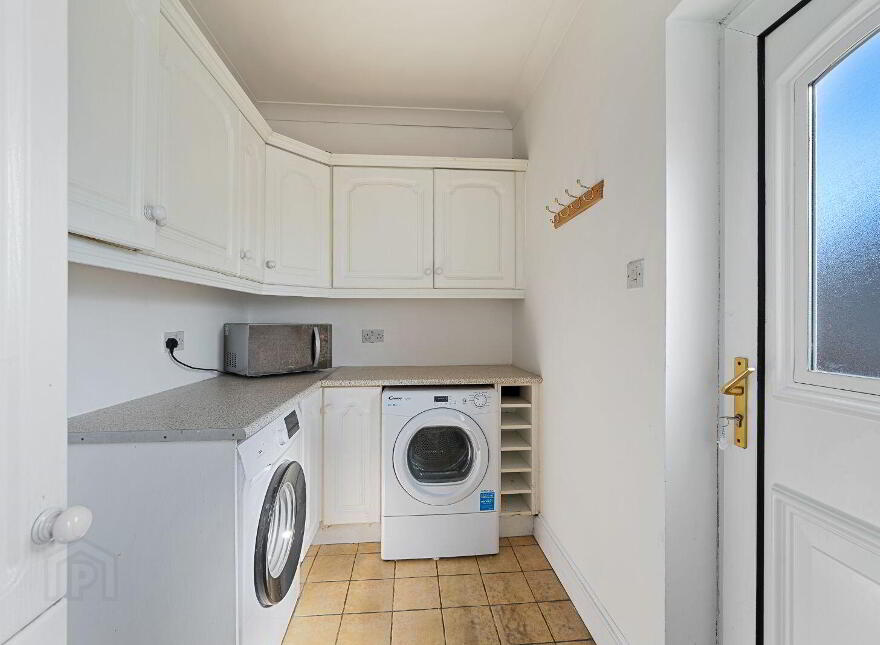 Springfield, Ballyfeard, Tracton, P17P229