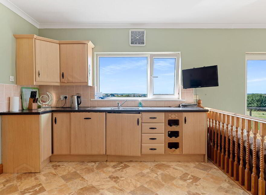 Springfield, Ballyfeard, Tracton, P17P229