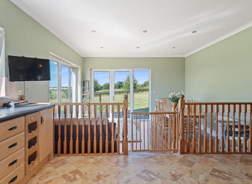 Springfield, Ballyfeard, Tracton, P17P229