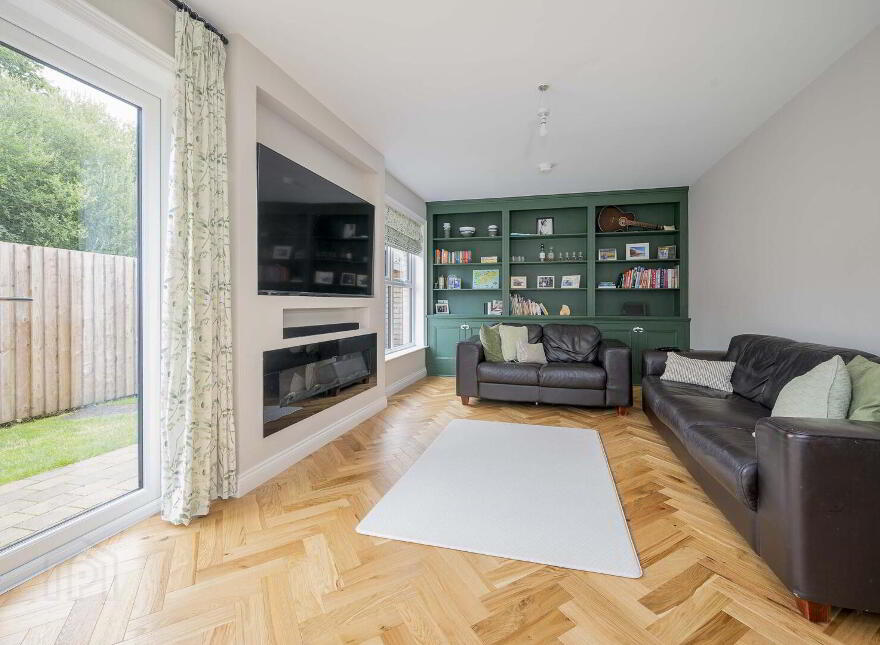 7B Mornington, Belfast, BT7 3JS