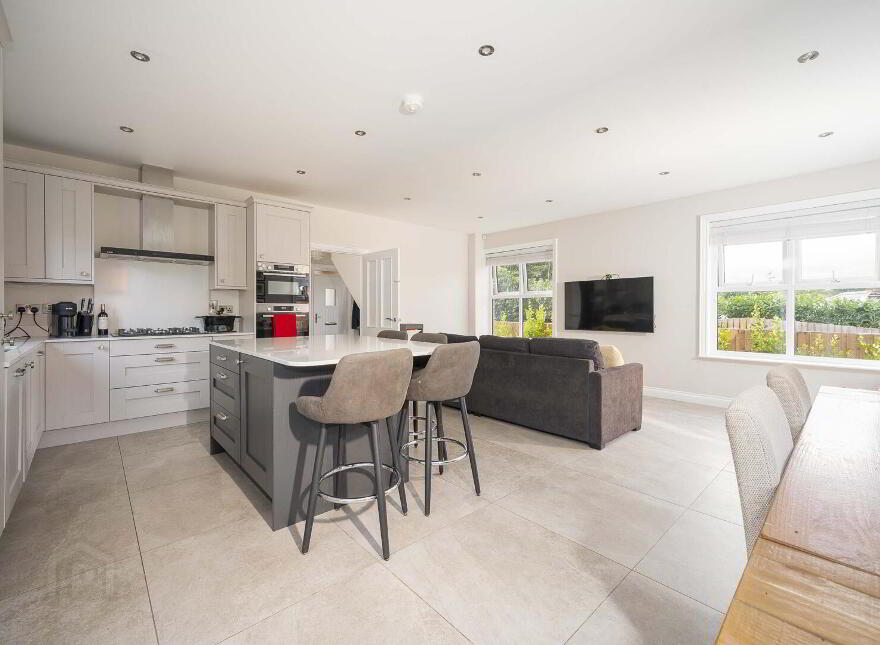 7B Mornington, Belfast, BT7 3JS