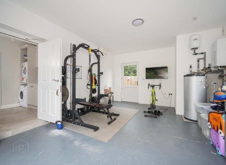 7B Mornington, Belfast, BT7 3JS