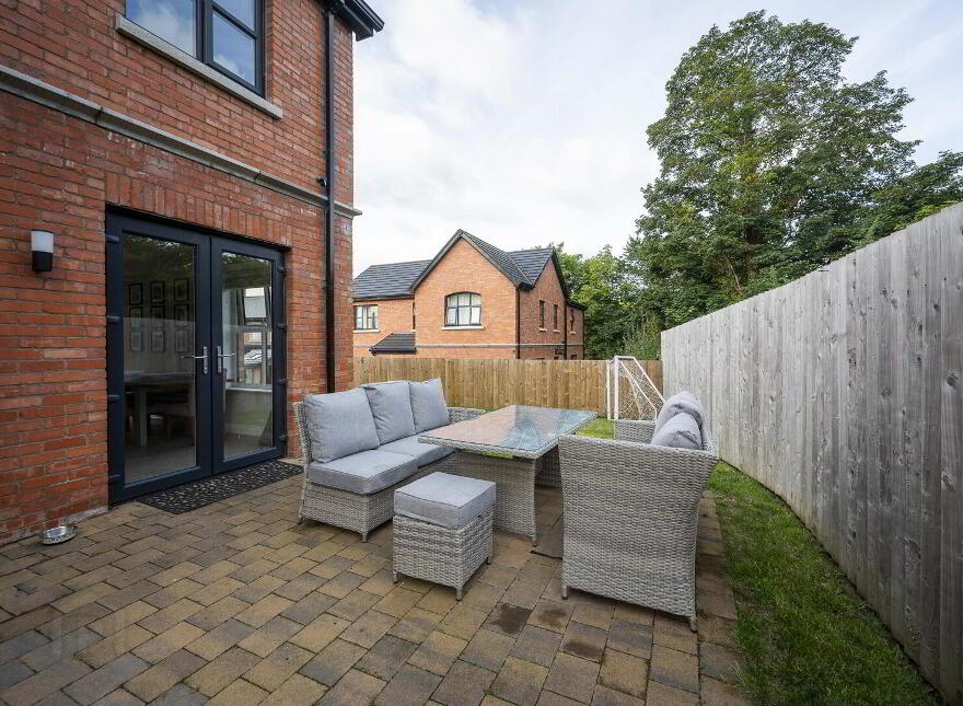 7B Mornington, Belfast, BT7 3JS
