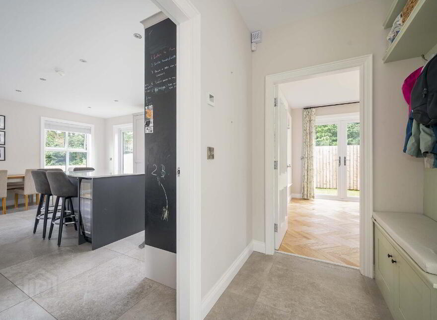 7B Mornington, Belfast, BT7 3JS