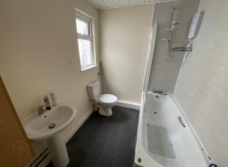 3 Oakley Street, Belfast, BT14 8BL