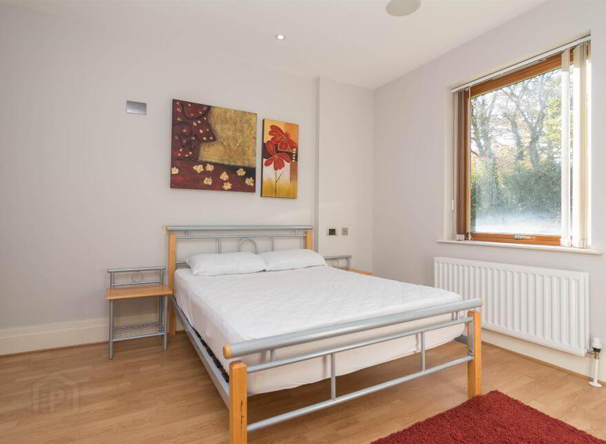 E1 Apartment The Elms, Malone Square, 77B Malone Road, Belfast, BT9 6SB