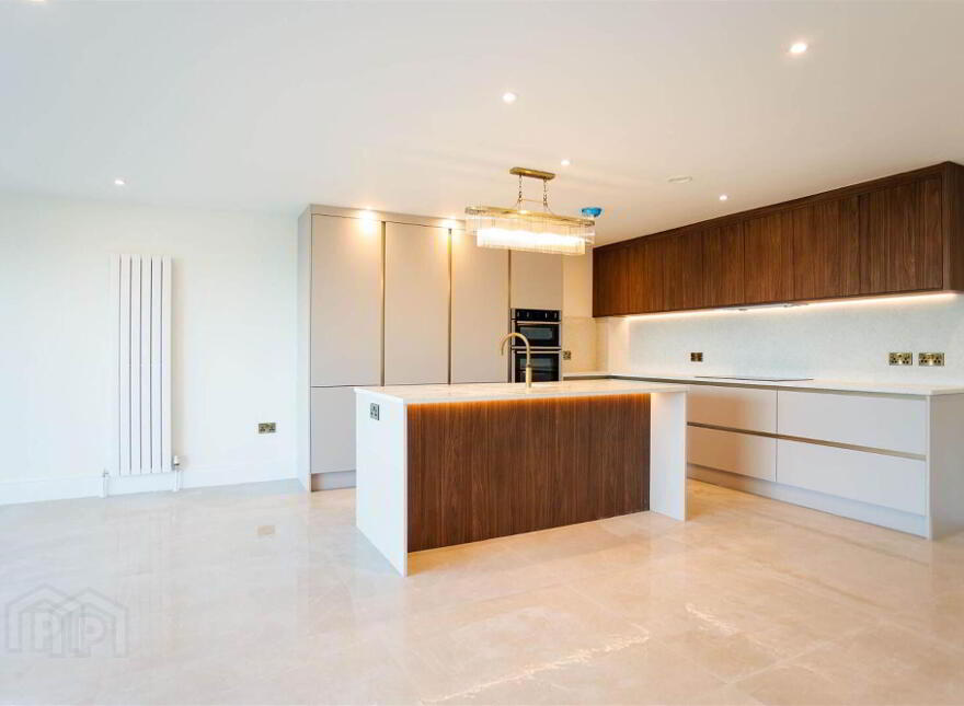5 Priory Gate, Priory Park, Holywood, BT18