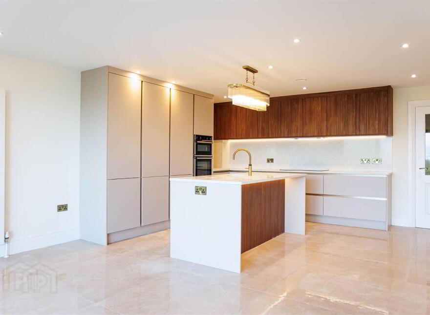 5 Priory Gate, Priory Park, Holywood, BT18