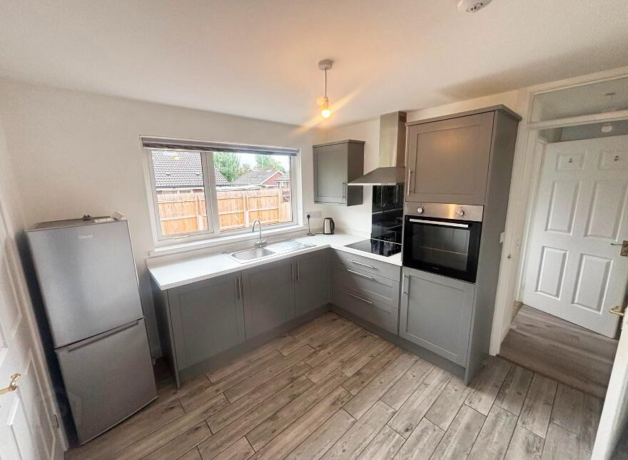 13 Iveagh Drive, Banbridge, BT32 3YE