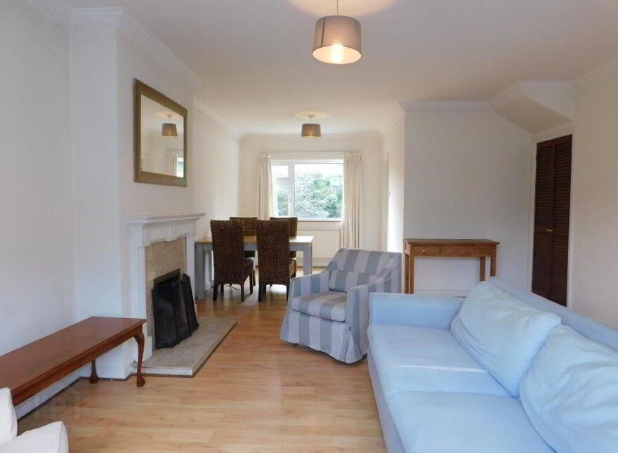 9 The Townhouses, Crab Lane, Ballintemple, T12YHD7