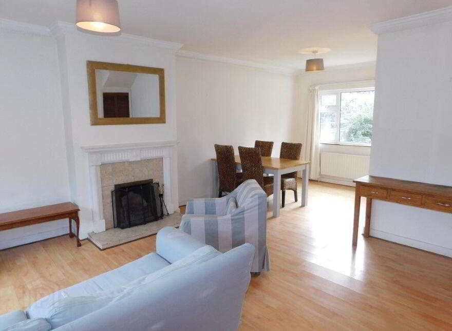 9 The Townhouses, Crab Lane, Ballintemple, T12YHD7