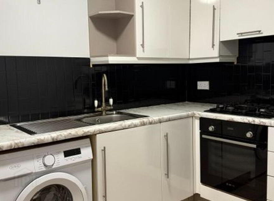 65 Boroimhe Hawthorns, Swords, K67TW98
