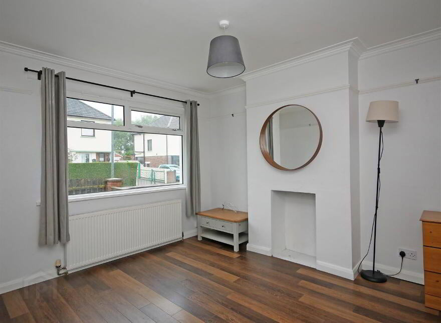 25 Ailesbury Crescent, Belfast, BT7 3EZ