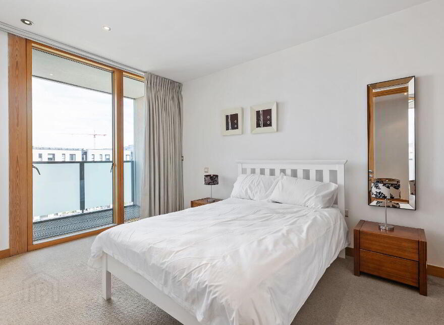 Apartment 21 Saunders House IFSC, Ifsc, D01C827