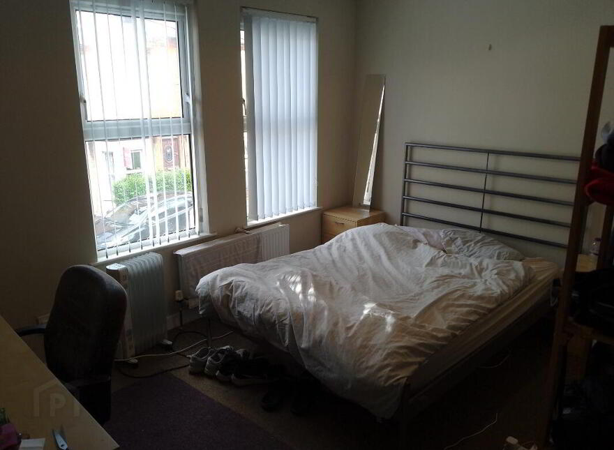 140 Dunluce Avenue, Belfast, BT9 7AZ