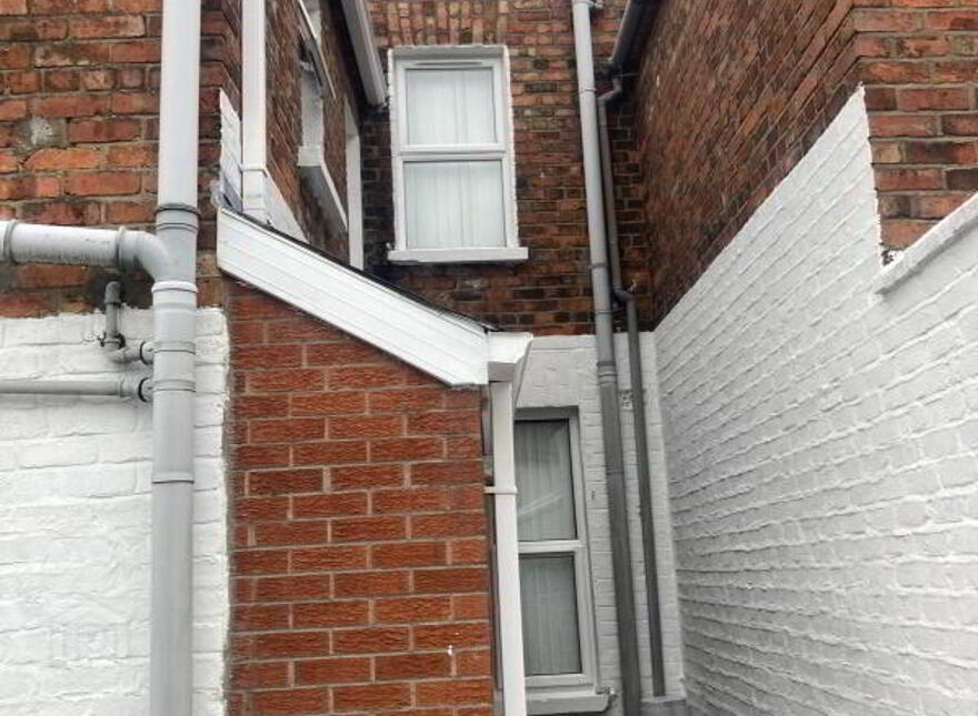 140 Dunluce Avenue, Belfast, BT9 7AZ