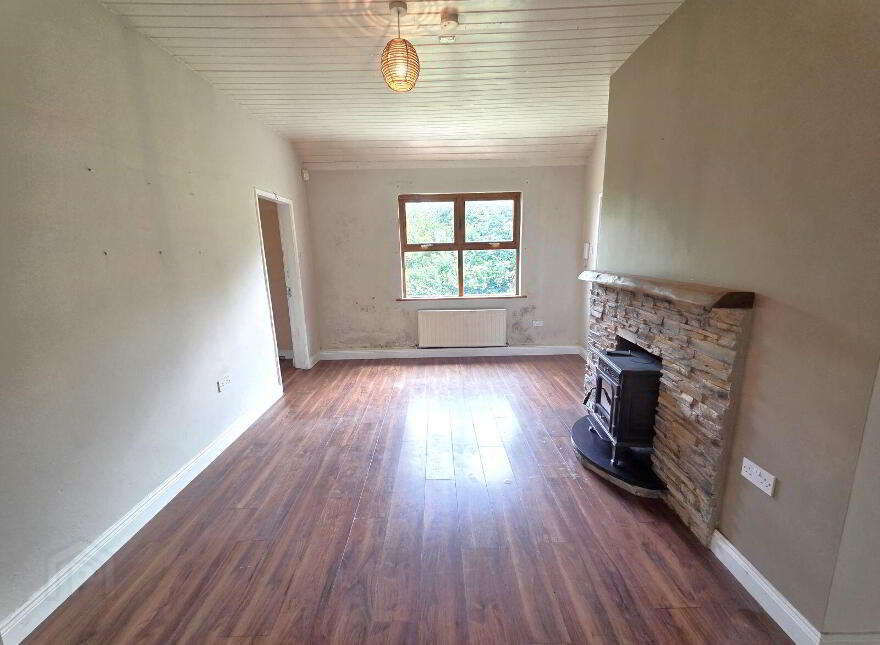 Woodbine Cottage, Nash's Boreen, Fairhill, T23R205