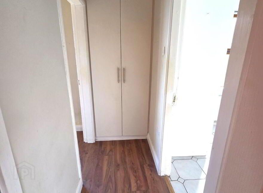 Woodbine Cottage, Nash's Boreen, Fairhill, T23R205
